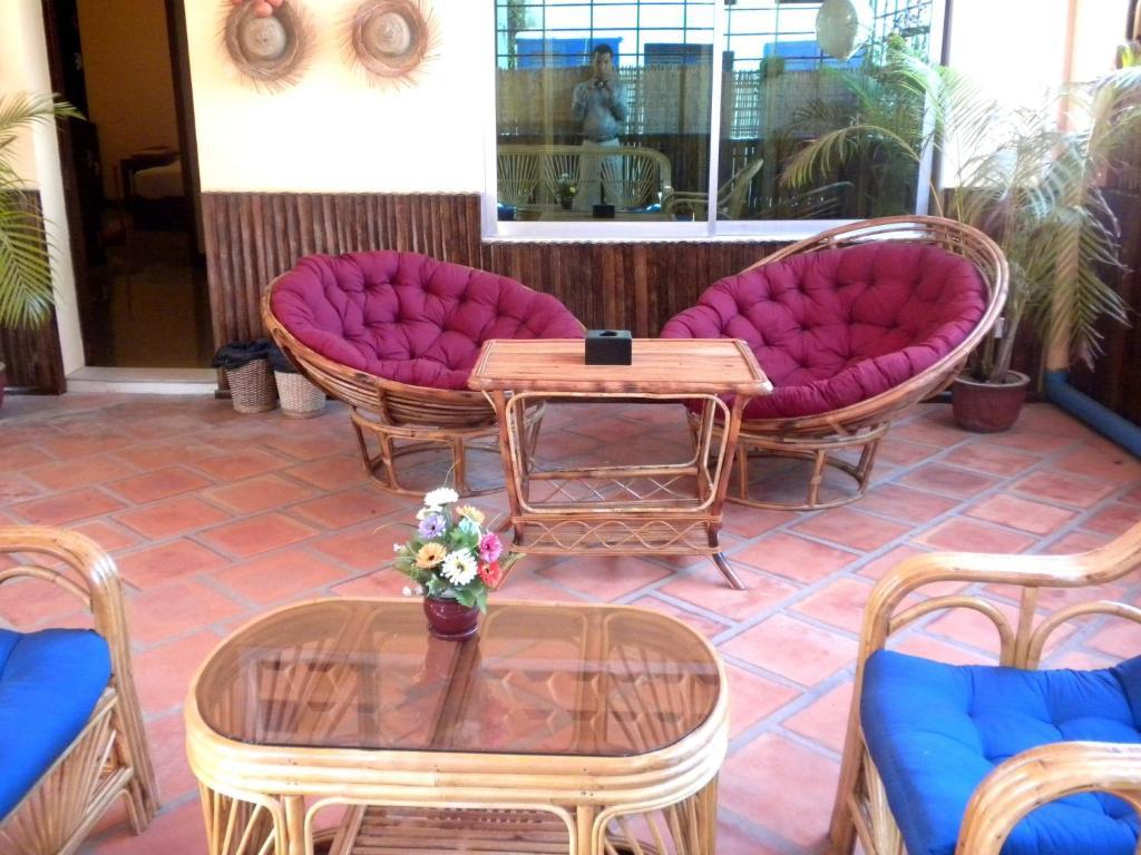 Old Town Guesthouse Kampot Kültér fotó